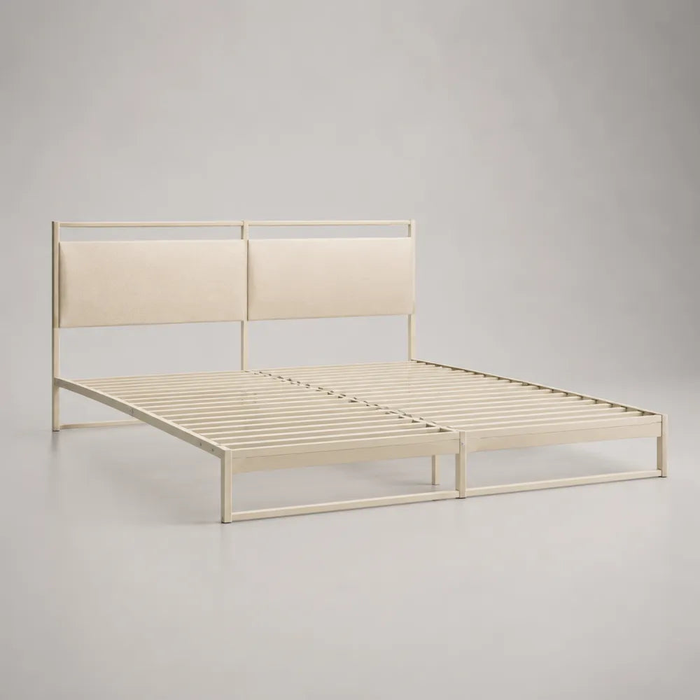 Letto matrimoniale struttura in acciaio con rete a doghe e testiera imbottita colore avorio 160x200 cm