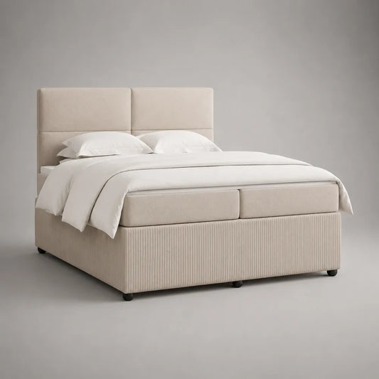 Letto matrimoniale 160x200 cm struttura imbottita in tessuto beige con testiera a canali verticali e gambe in legno naturale rete a doghe